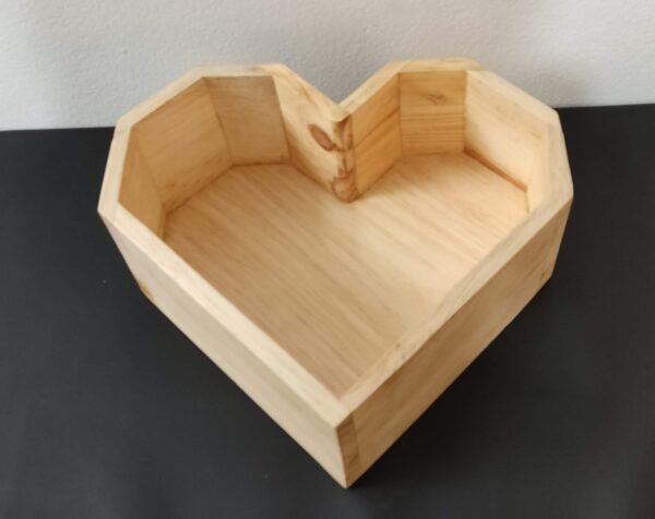 Caja Corazón de madera